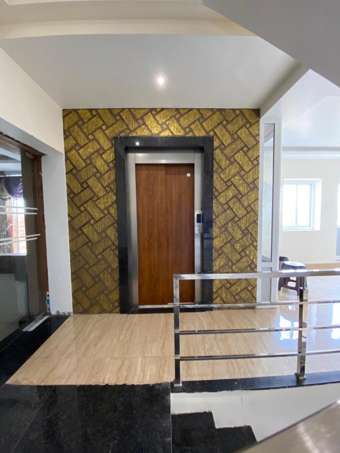 Le Shiv Executive Suite Theni Extérieur photo