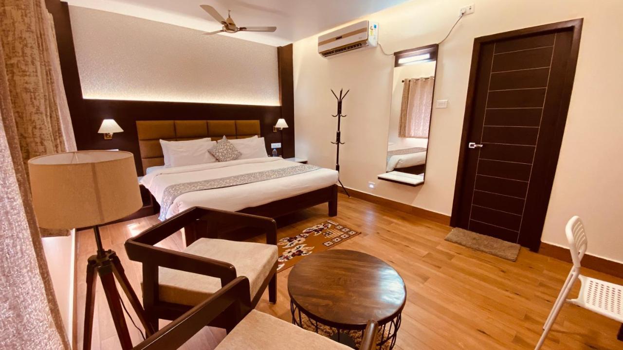 Le Shiv Executive Suite Theni Extérieur photo