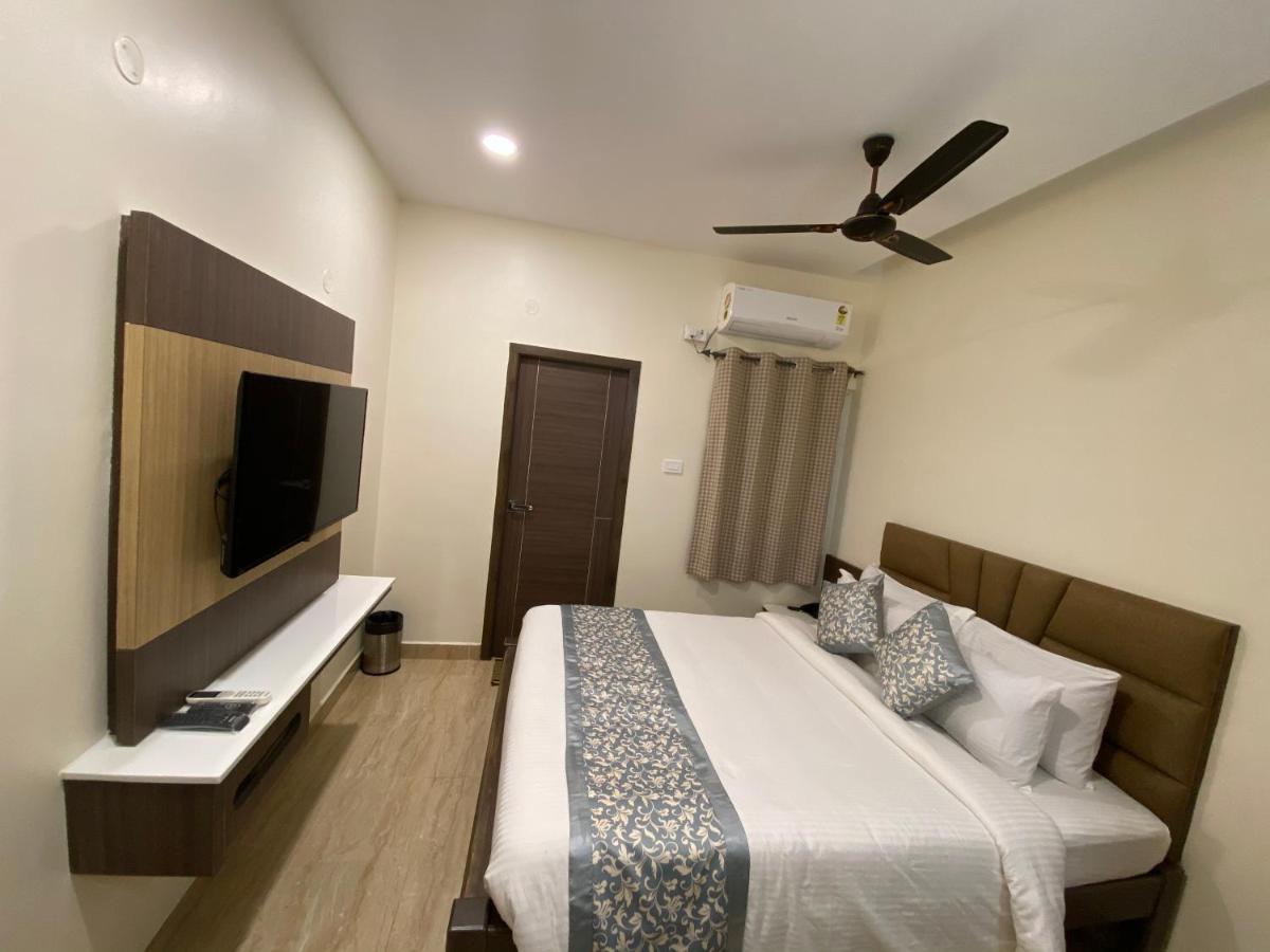 Le Shiv Executive Suite Theni Extérieur photo