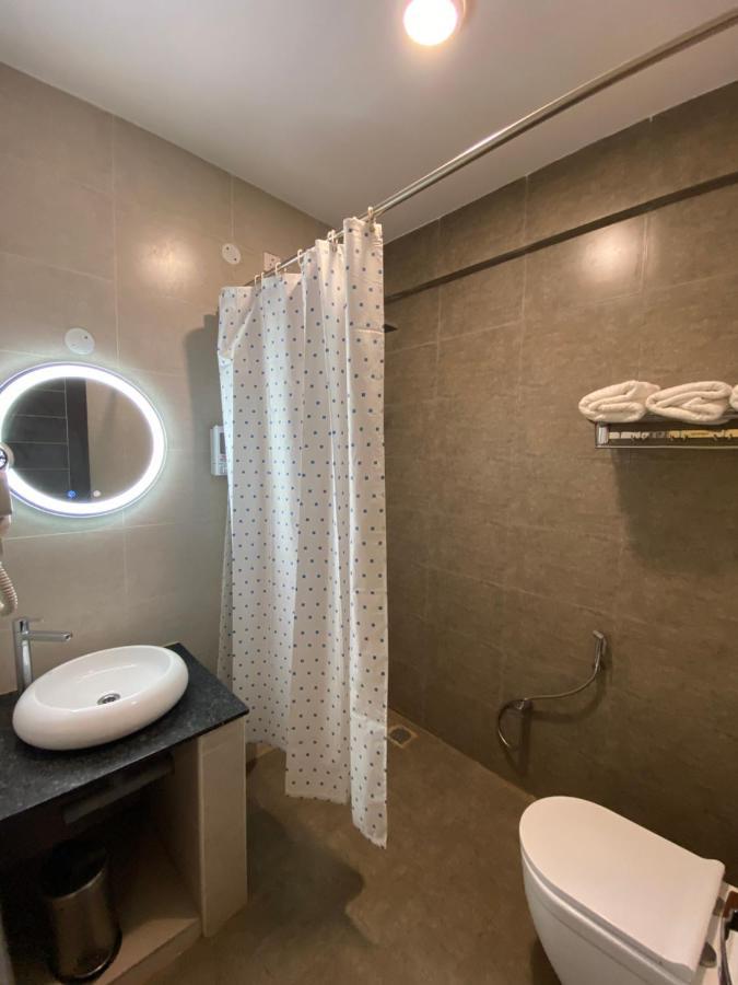Le Shiv Executive Suite Theni Extérieur photo