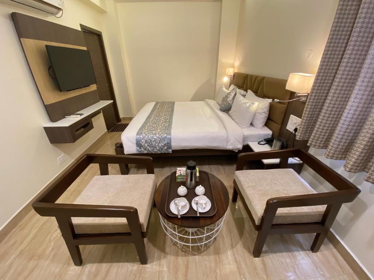 Le Shiv Executive Suite Theni Extérieur photo