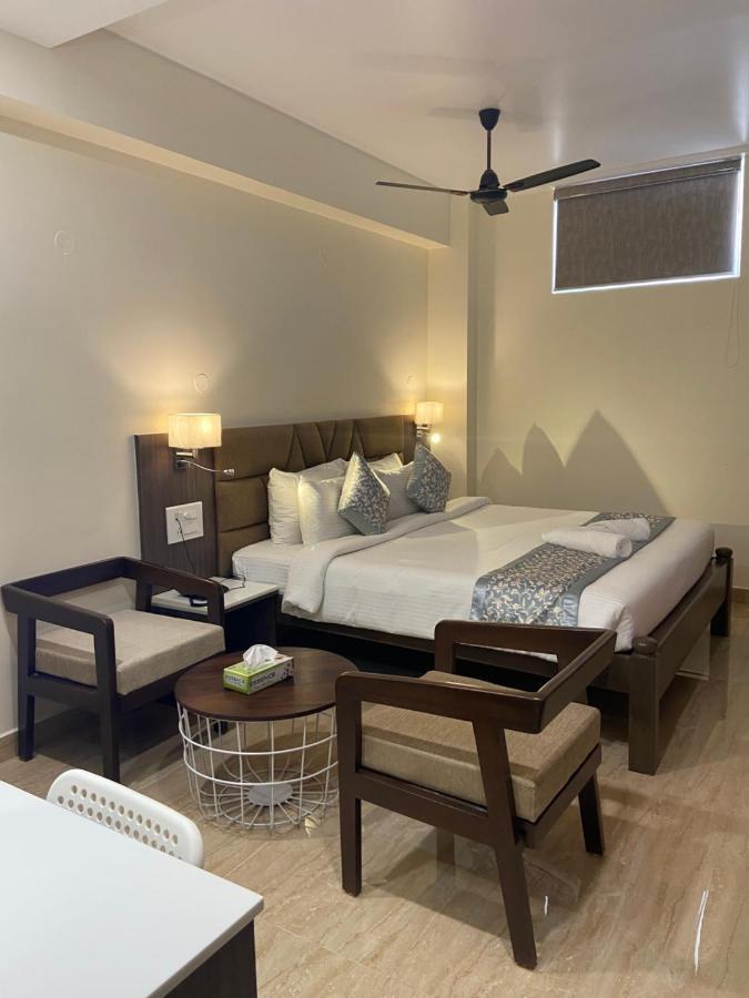 Le Shiv Executive Suite Theni Extérieur photo