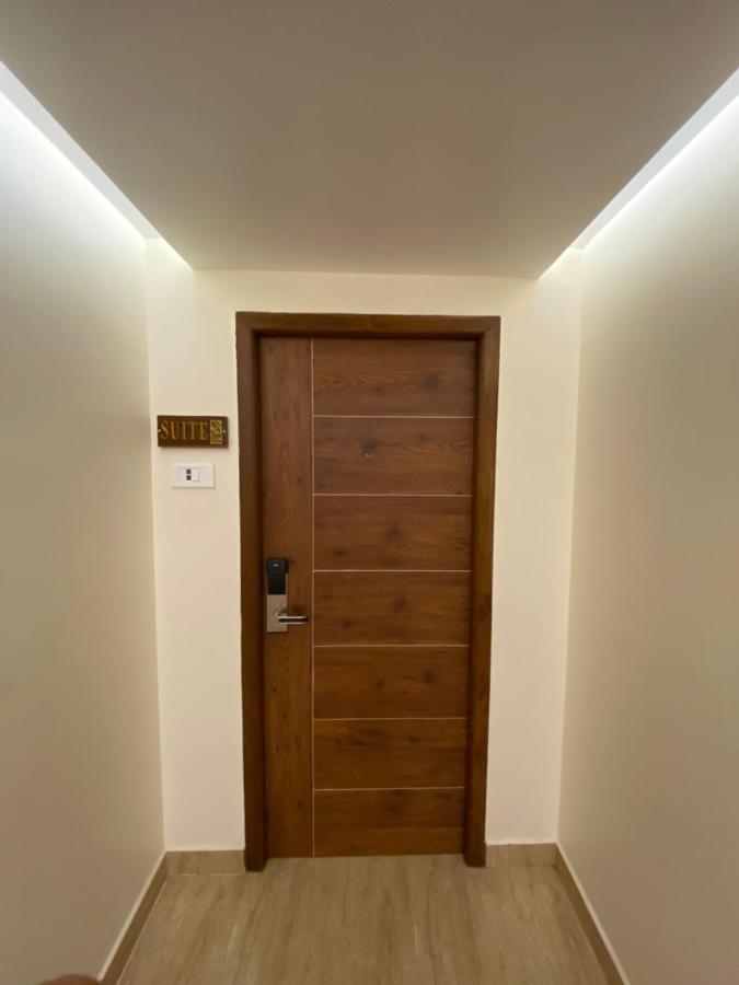 Le Shiv Executive Suite Theni Extérieur photo