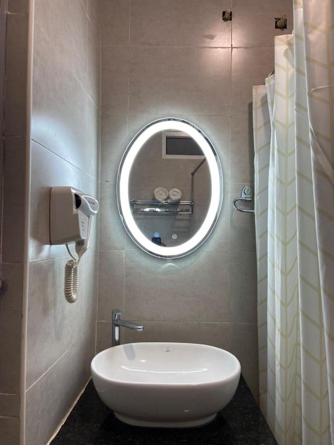 Le Shiv Executive Suite Theni Extérieur photo