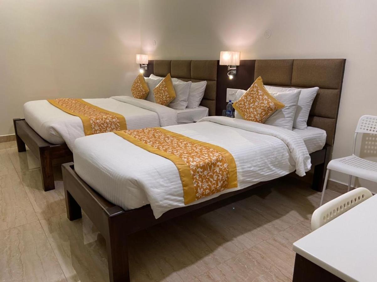Le Shiv Executive Suite Theni Extérieur photo