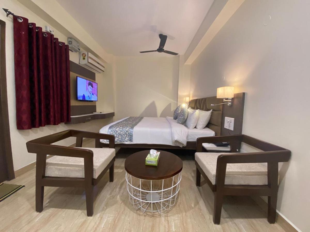 Le Shiv Executive Suite Theni Extérieur photo