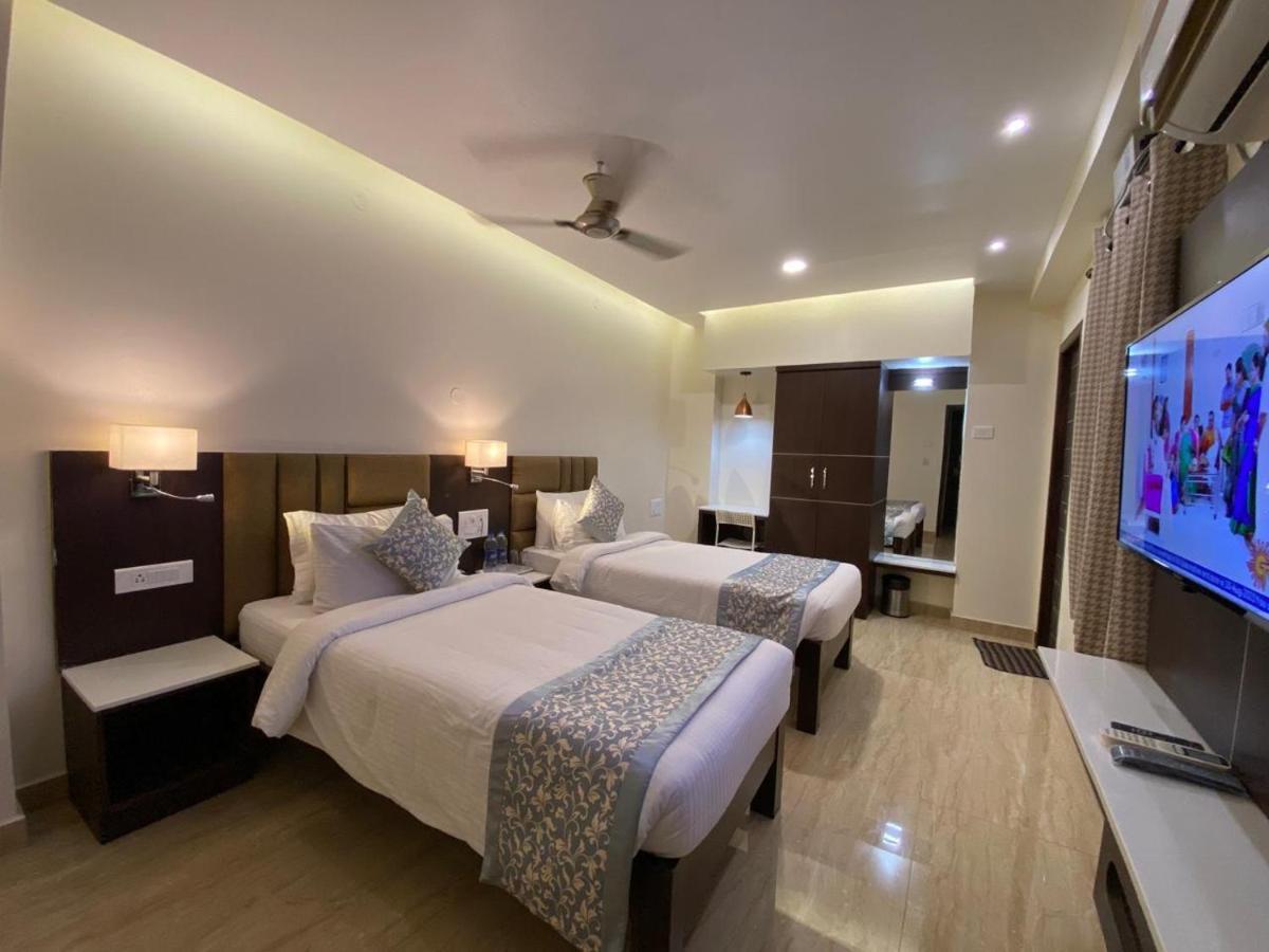 Le Shiv Executive Suite Theni Extérieur photo